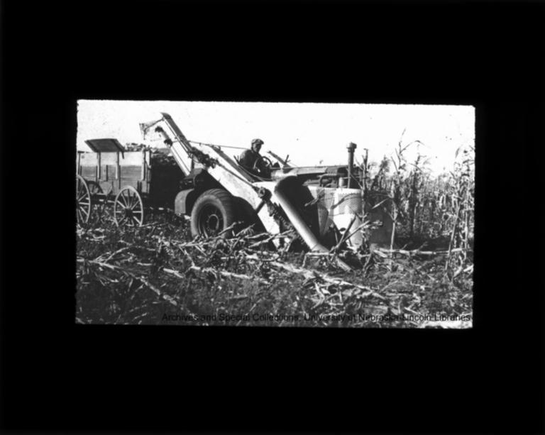 Larsen Tractor Museum, Records