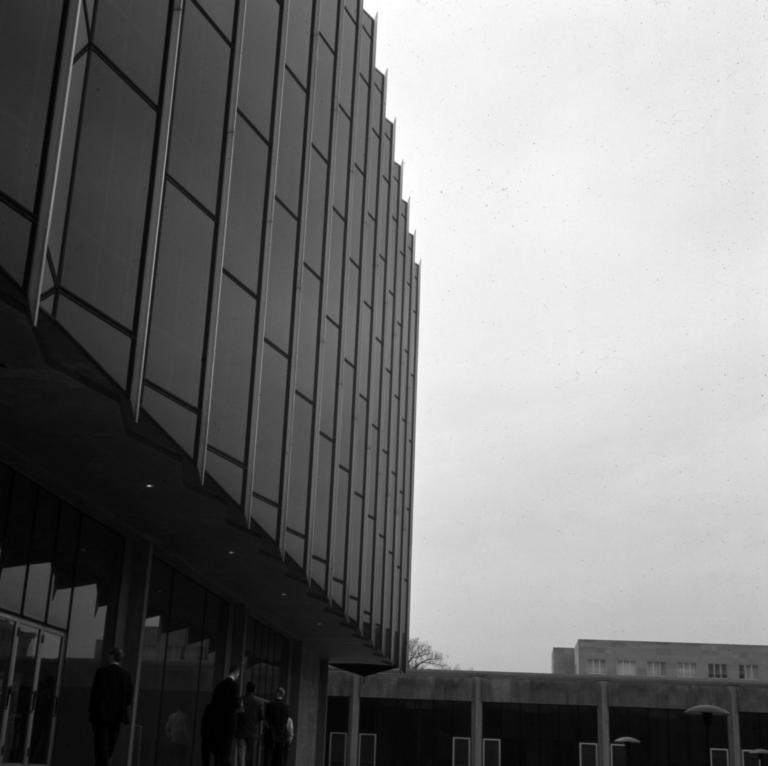 Deon Bahr Architectural Image Collection